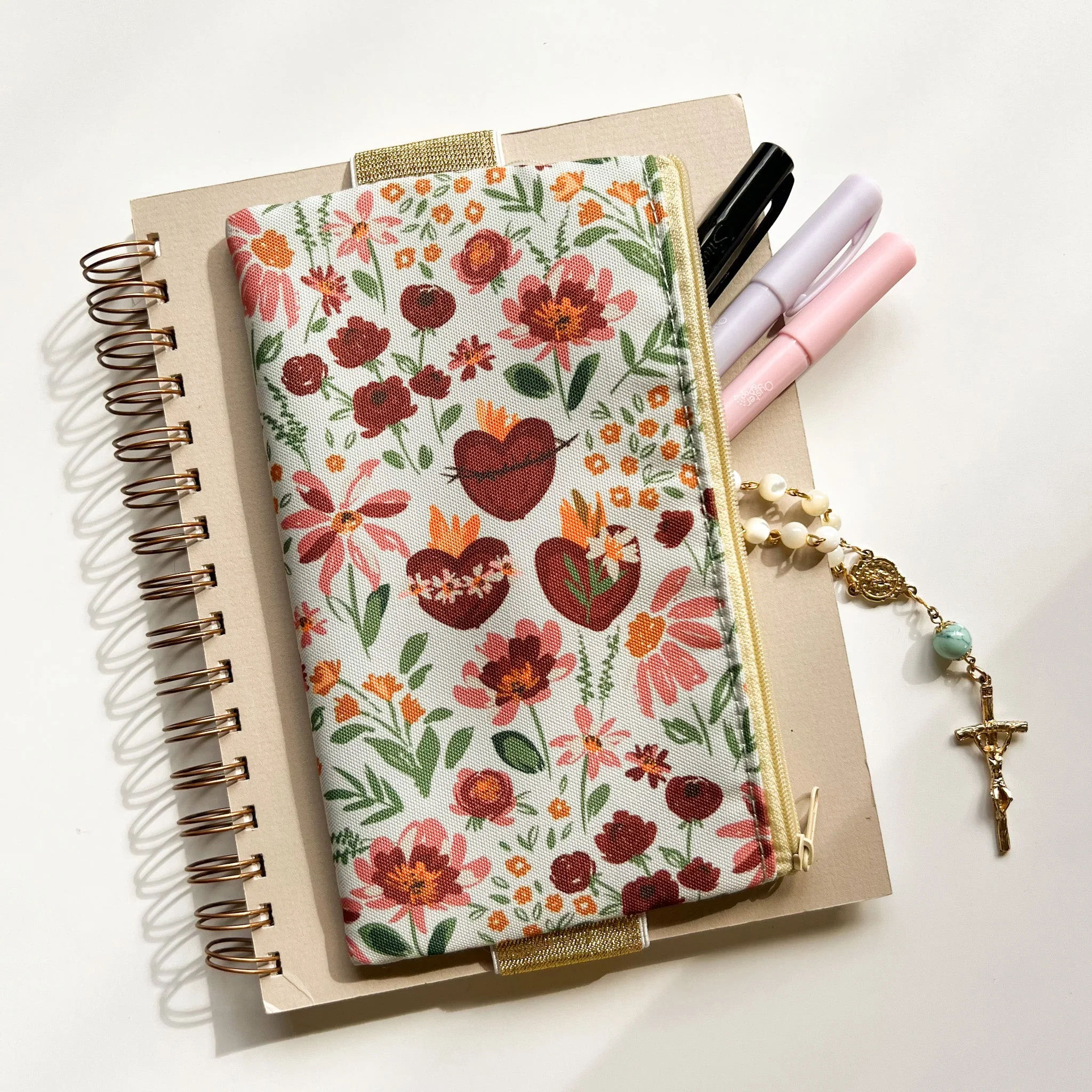 Holy Family Hearts Catholic Bible/Planner Pouch - Image 4