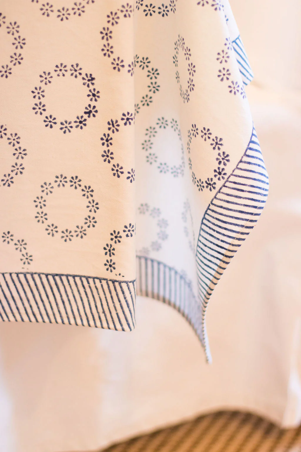 Immaculata | Tablecloth - Image 2
