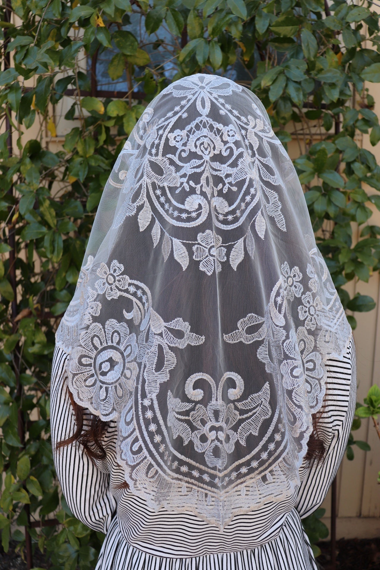 Lilian Veils - Image 3