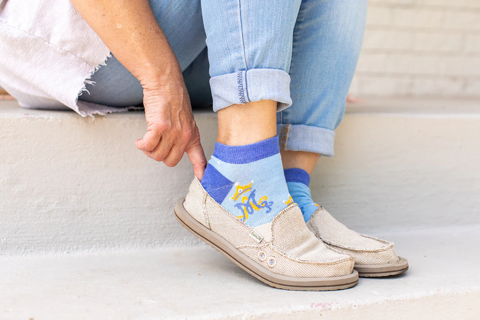 Marian Monogram No Show Socks - Image 5