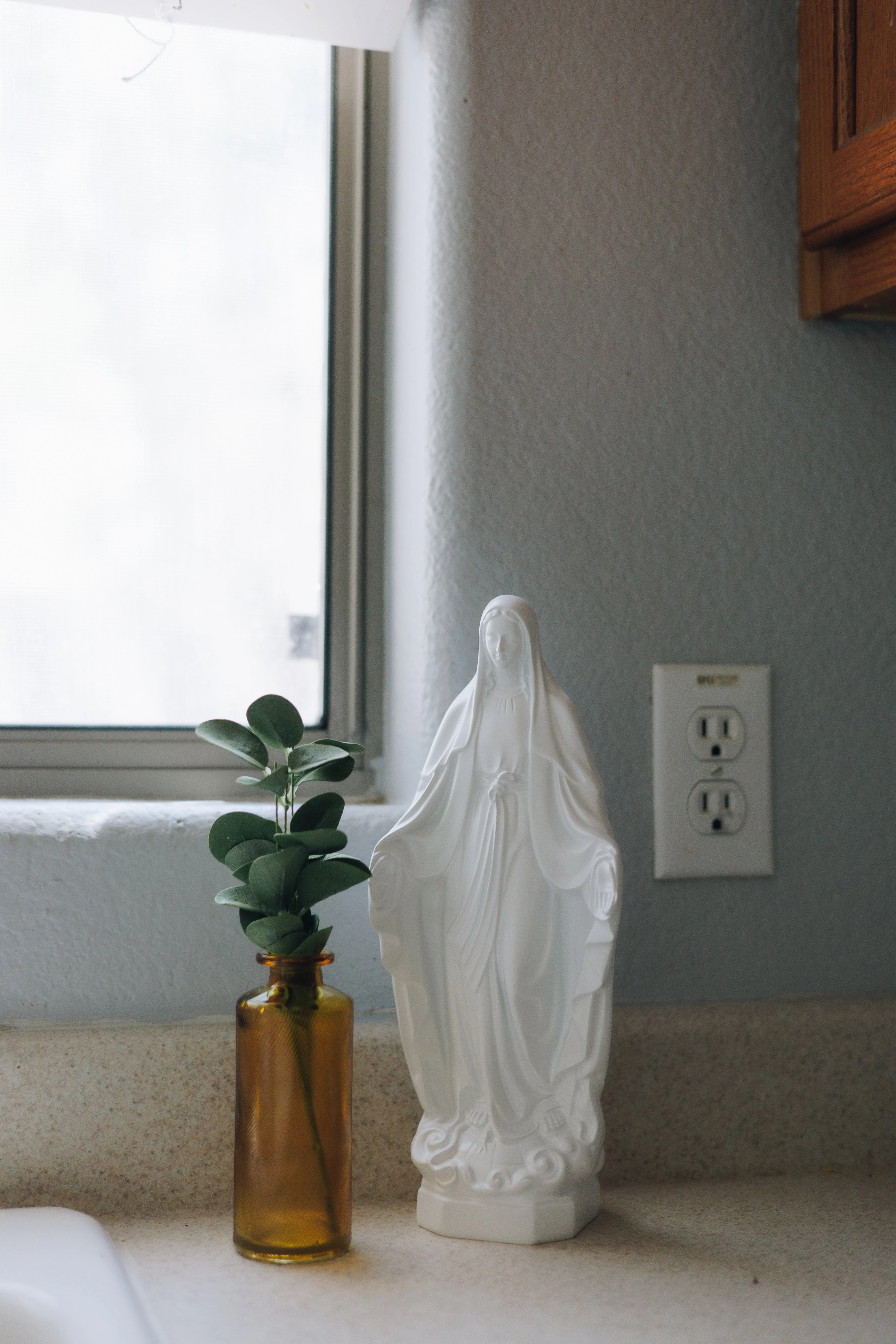 Mary Statue – 12” Resin Virgin Mary Catholic Home Decor - Image 2