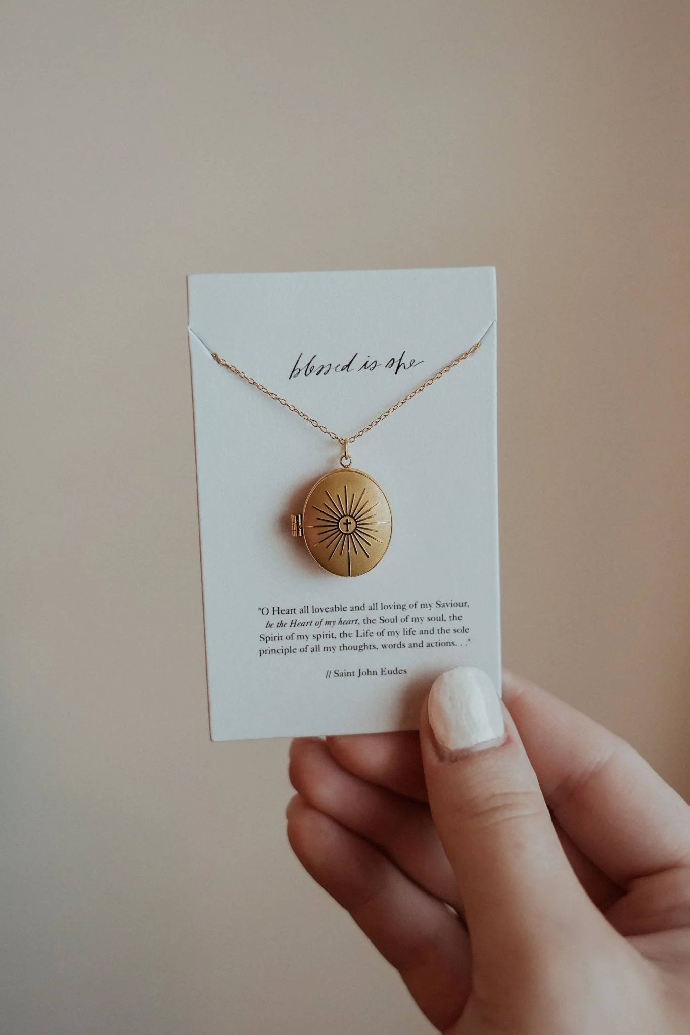 Monstrance Gold Locket - Image 8