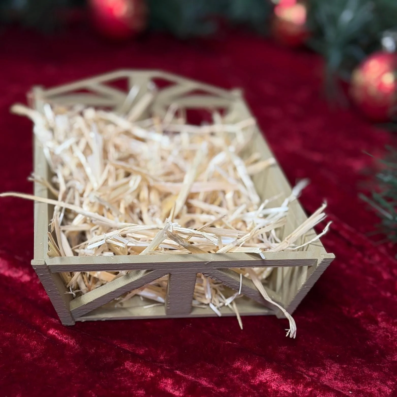 Nativity Manger - Image 2