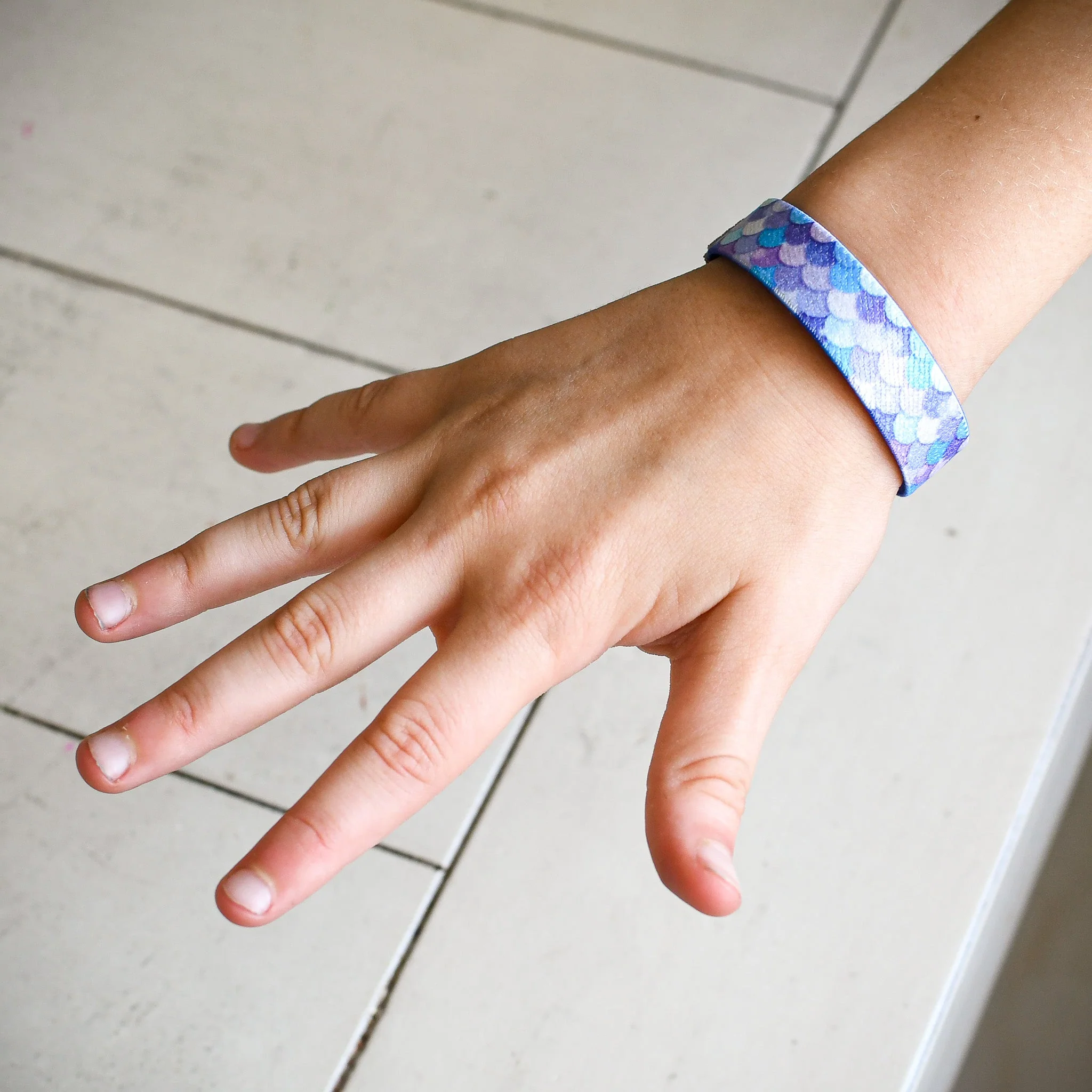 Never Afraid Mermaid Print Kids Truthband - Image 6