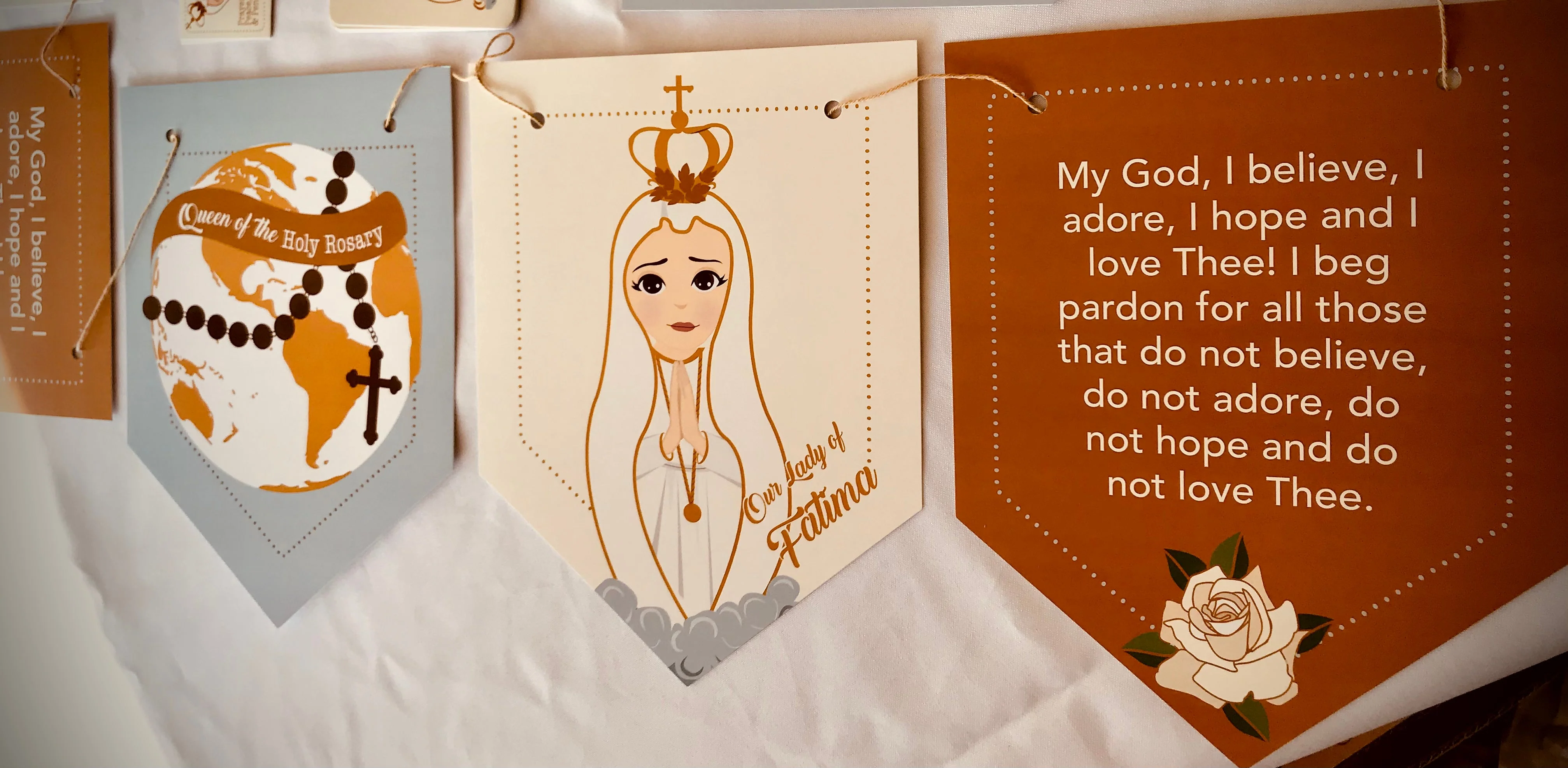 Our Lady of Fatima Party Decorations - Image 5