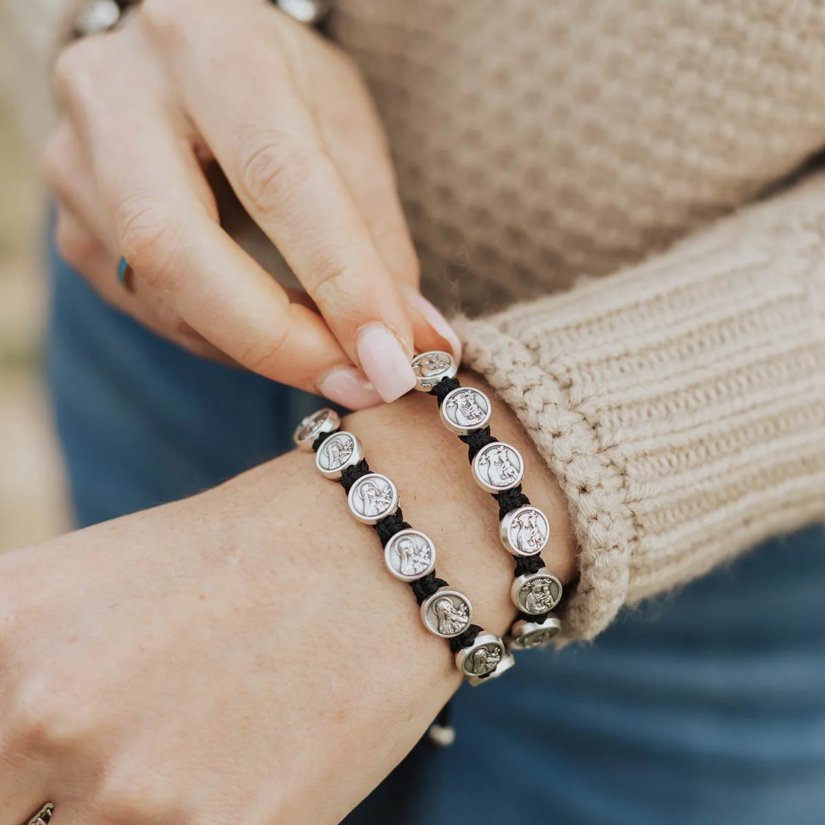Our Lady of Grace Blessing Bracelet - Image 2