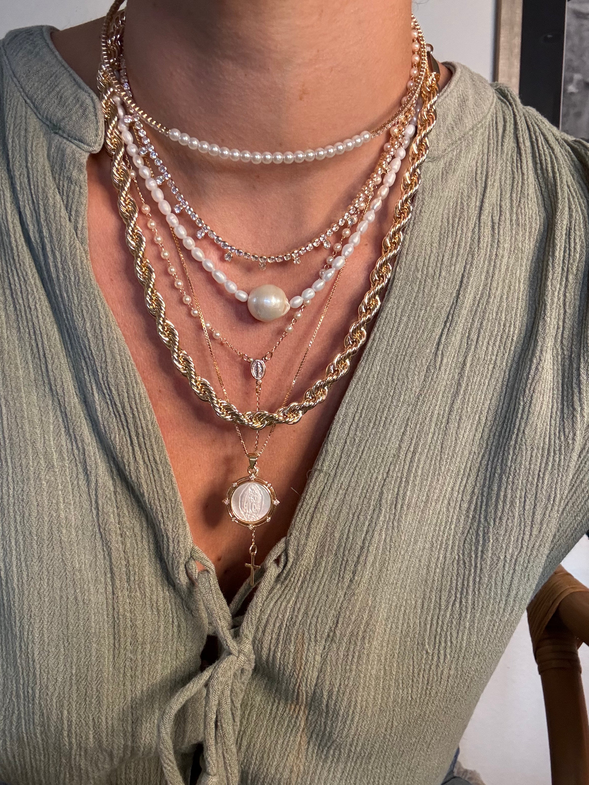 Pearl Rosary - Image 4