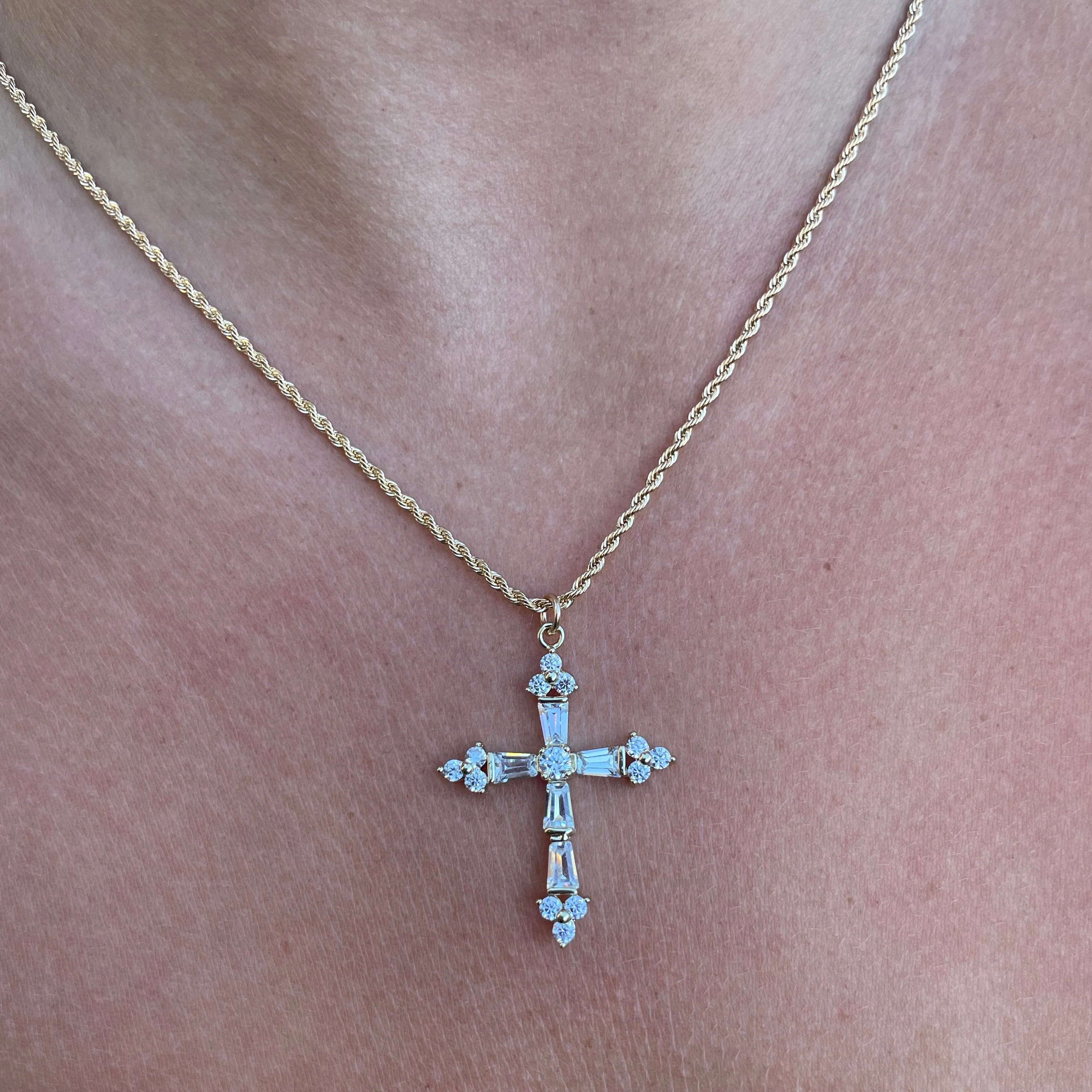 Queen's Cross Necklace - Image 6