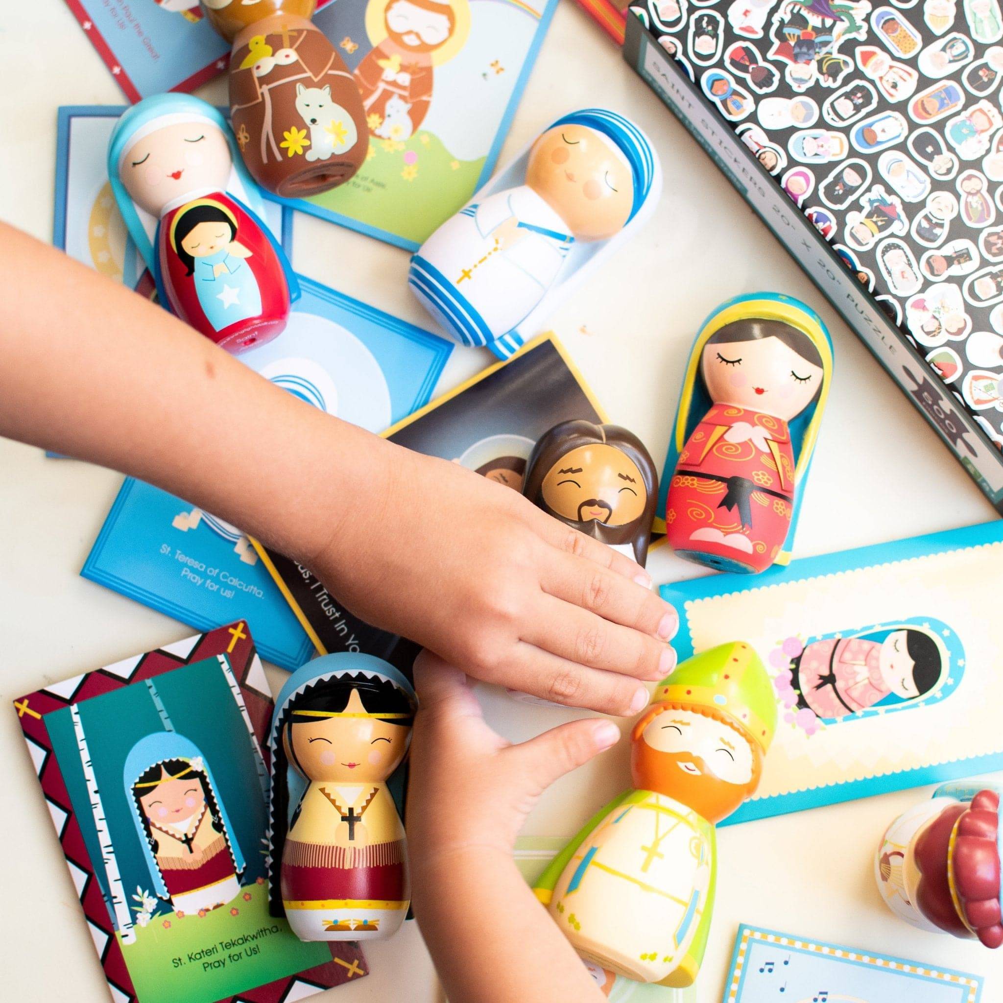 Saint Mother Teresa of Calcutta Shining Light Doll - Image 6