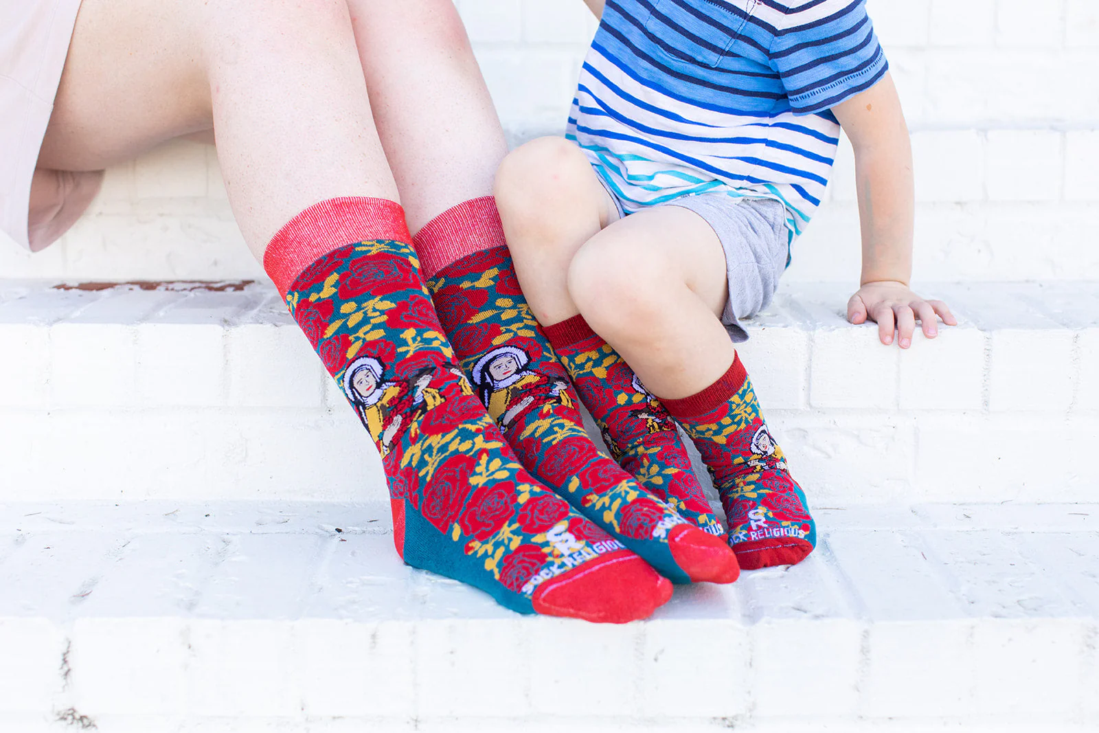 St. Thérèse of Lisieux Adult Socks - Image 3